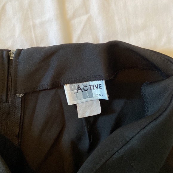 Black Mini-Skirt - Picture 4 of 6